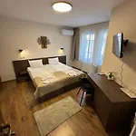 Guest house девина Devin