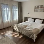 Guest house девина Devin
