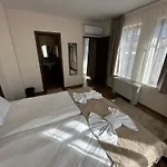 девина Guest house 3*