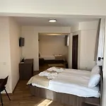 Guest house девина Devin